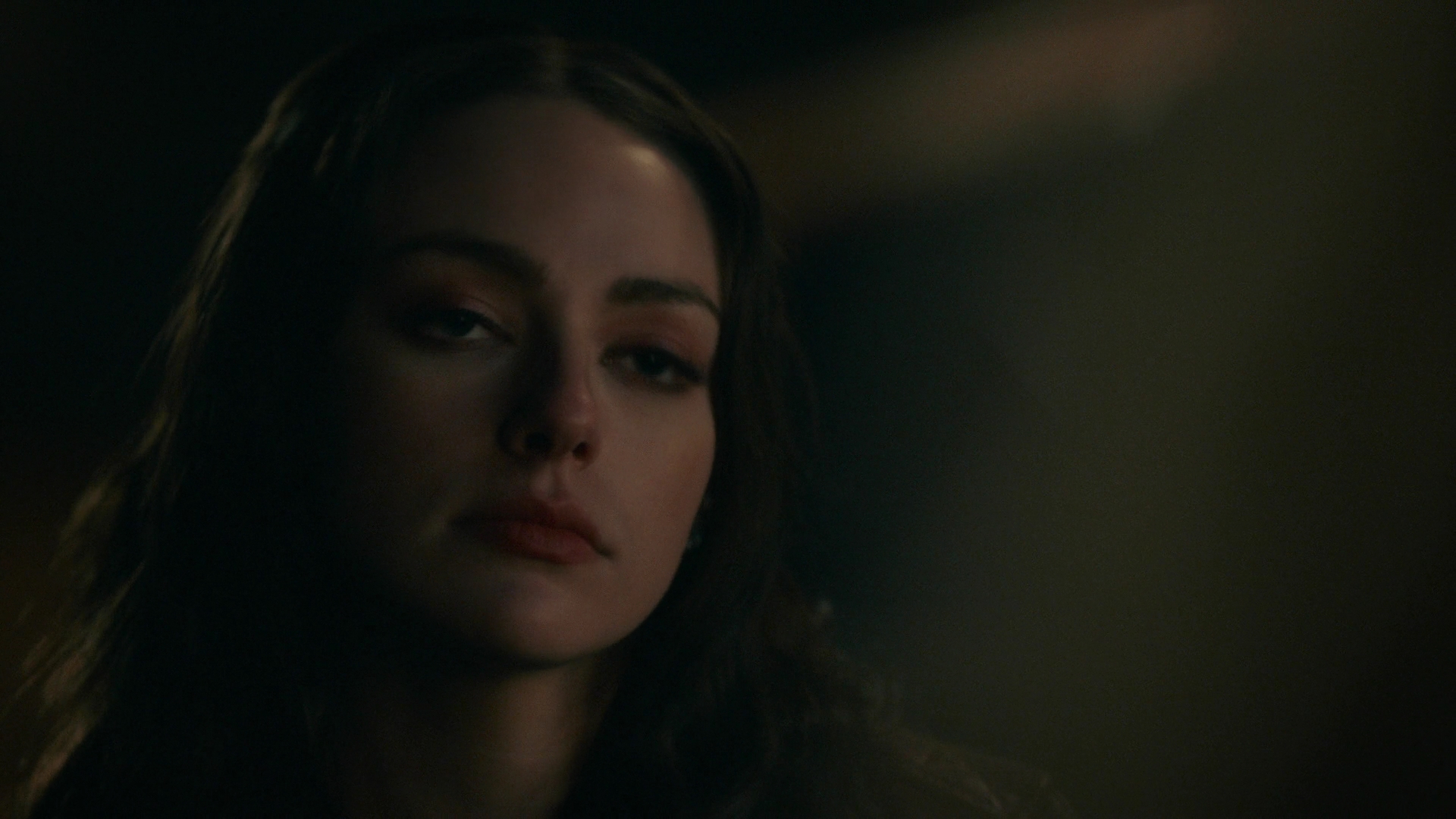 vampirediariesworld-dot-nl_Legacies4x10TheStoryOfMyLife2400.jpg