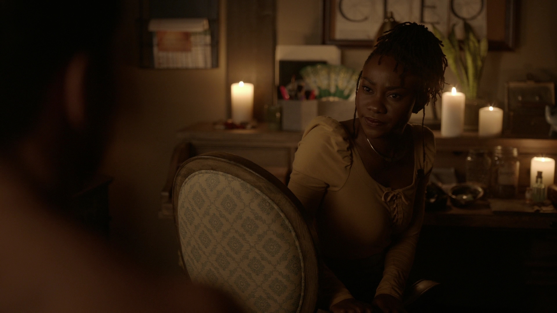 VampireDiariesWorld-dot-nl_Legacies4x11FollowTheSoundOfMyVoice2384.jpg