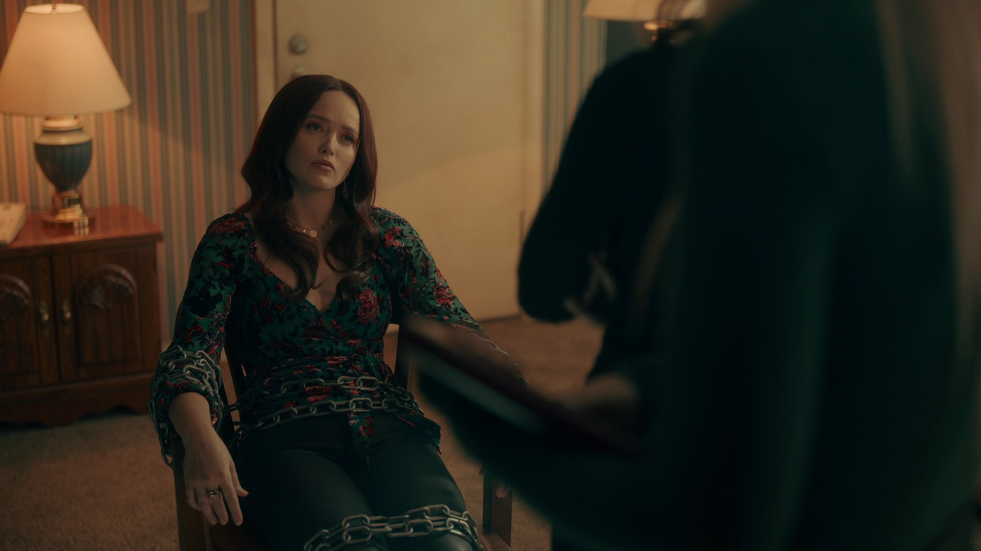 vampirediariesworld-dot-nl_Legacies4x12NotAllThoseWhoWanderAreLost0254.jpg