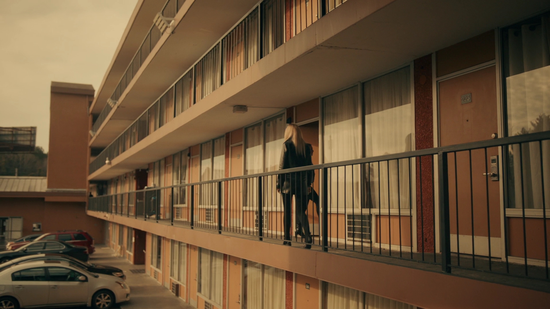 vampirediariesworld-dot-nl_Legacies4x12NotAllThoseWhoWanderAreLost1602.jpg vampirediariesworld-dot-nl_Legacies4x12NotAllThoseWhoWanderAreLost1602.jpg