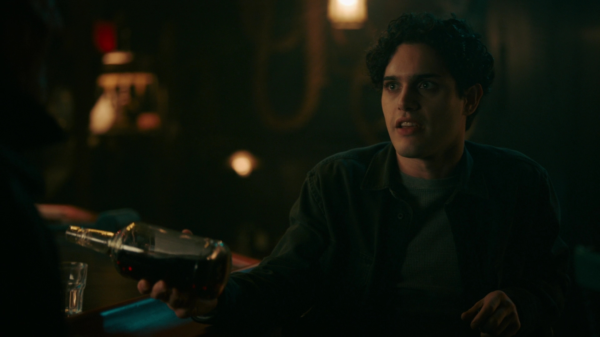 vampirediariesworld-dot-nl_Legacies4x12NotAllThoseWhoWanderAreLost2231.jpg