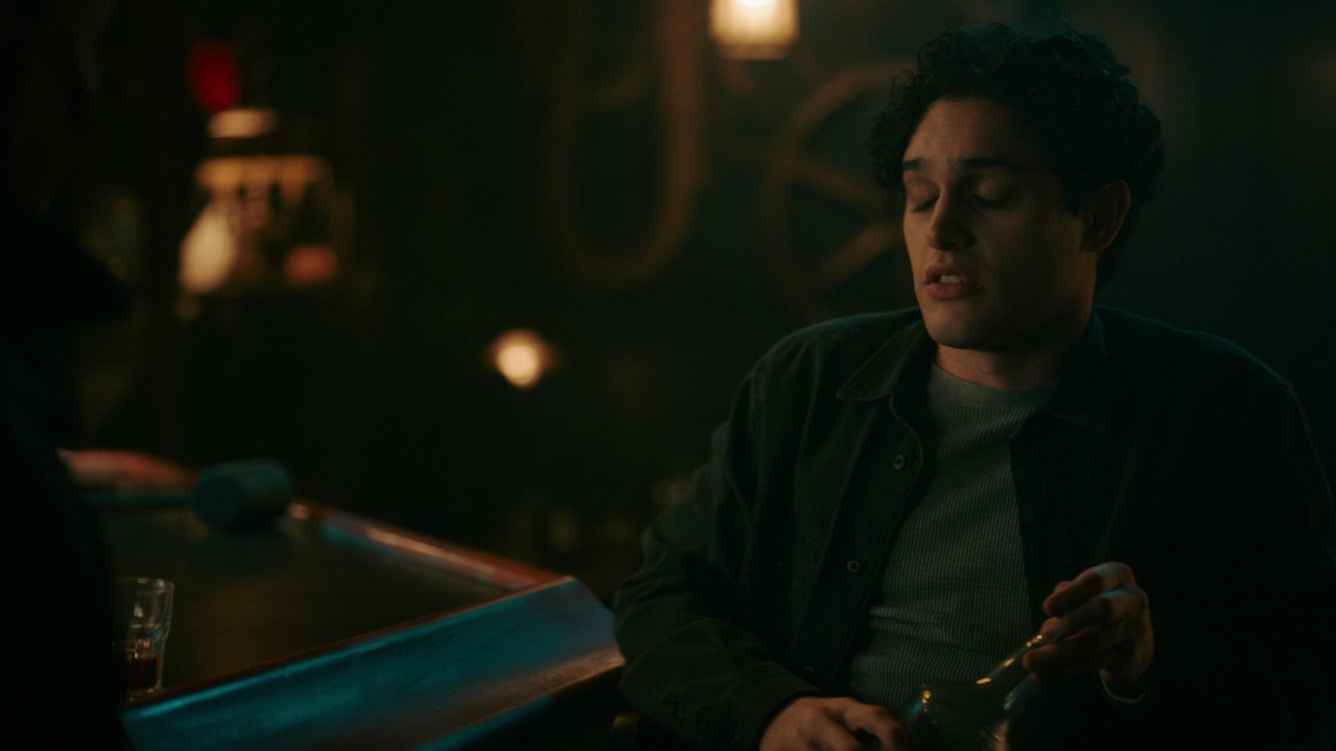 vampirediariesworld-dot-nl_Legacies4x12NotAllThoseWhoWanderAreLost2235.jpg