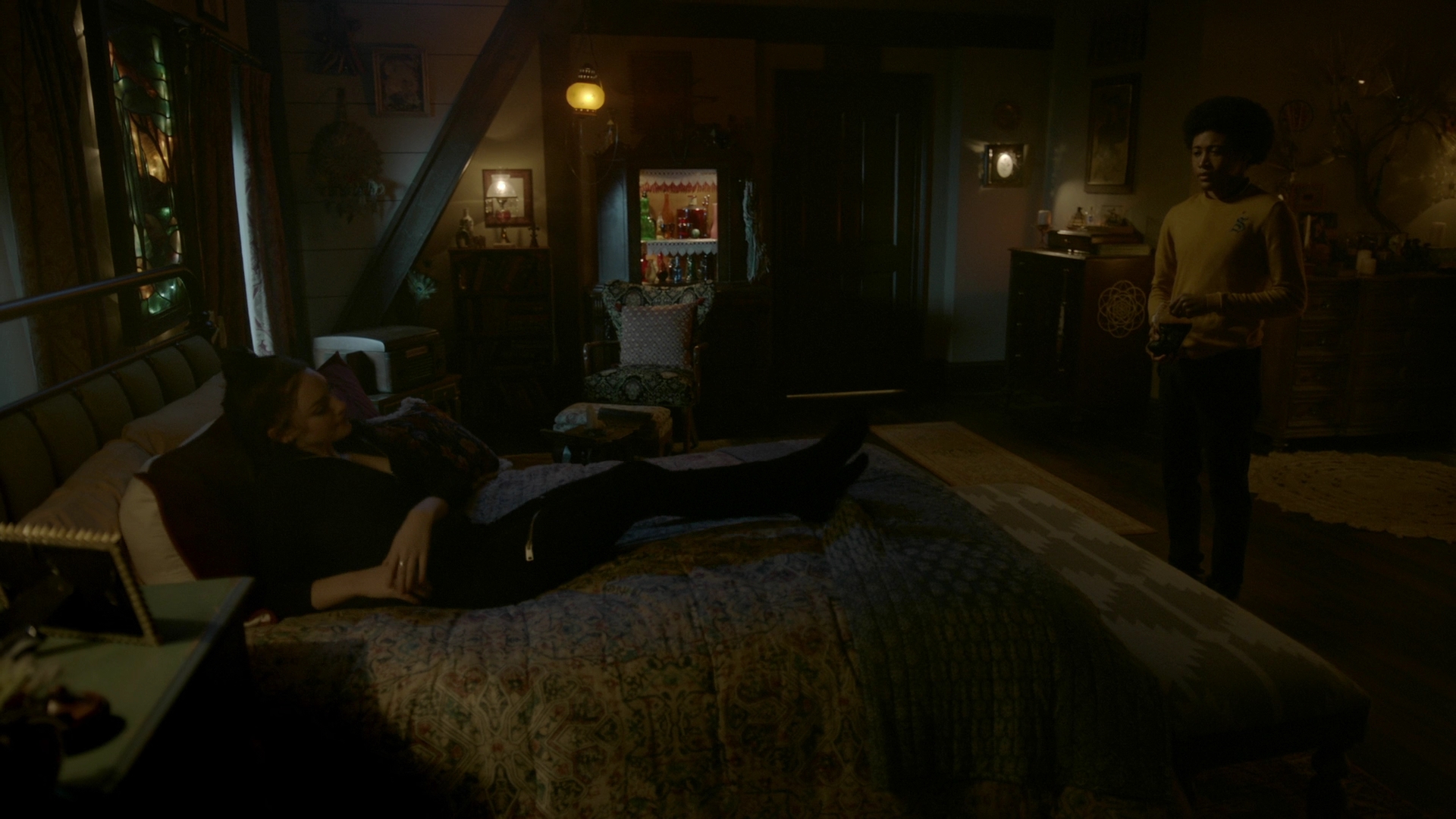 VampireDiariesWorld-dot-nl_Legacies4x13WasThisTheMonsterYouSaw2418.jpg