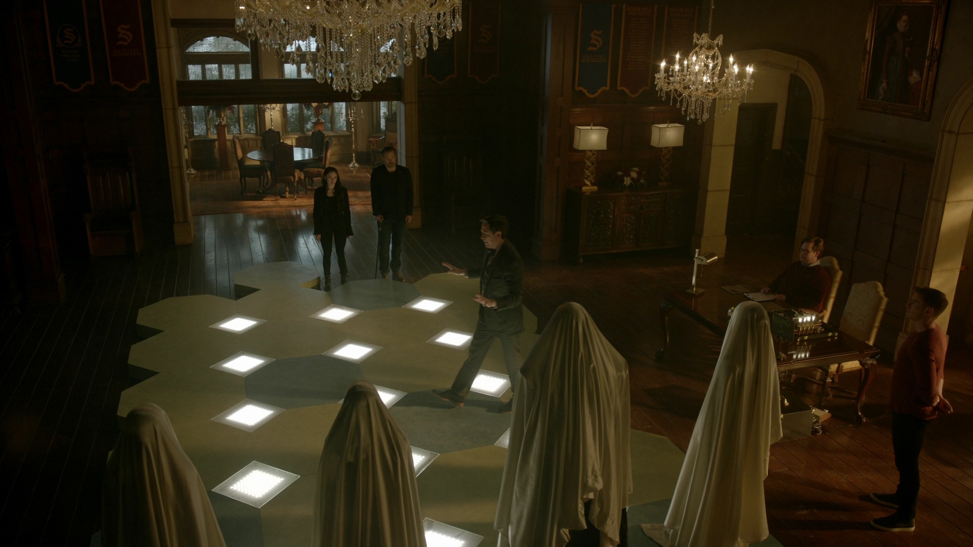 VampireDiariesWorld-dot-nl_Legacies4x14TheOnlyWayOutIsThrough0502.jpg