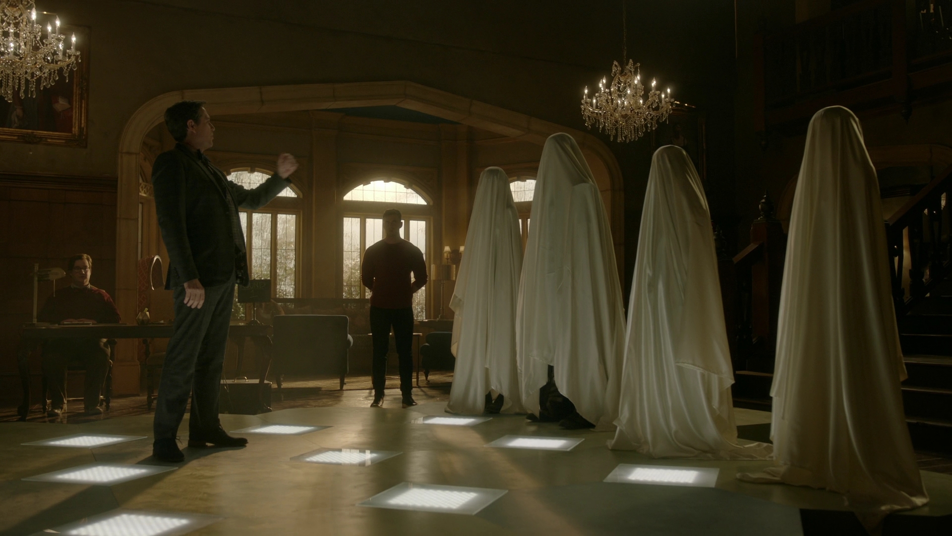 VampireDiariesWorld-dot-nl_Legacies4x14TheOnlyWayOutIsThrough0514.jpg