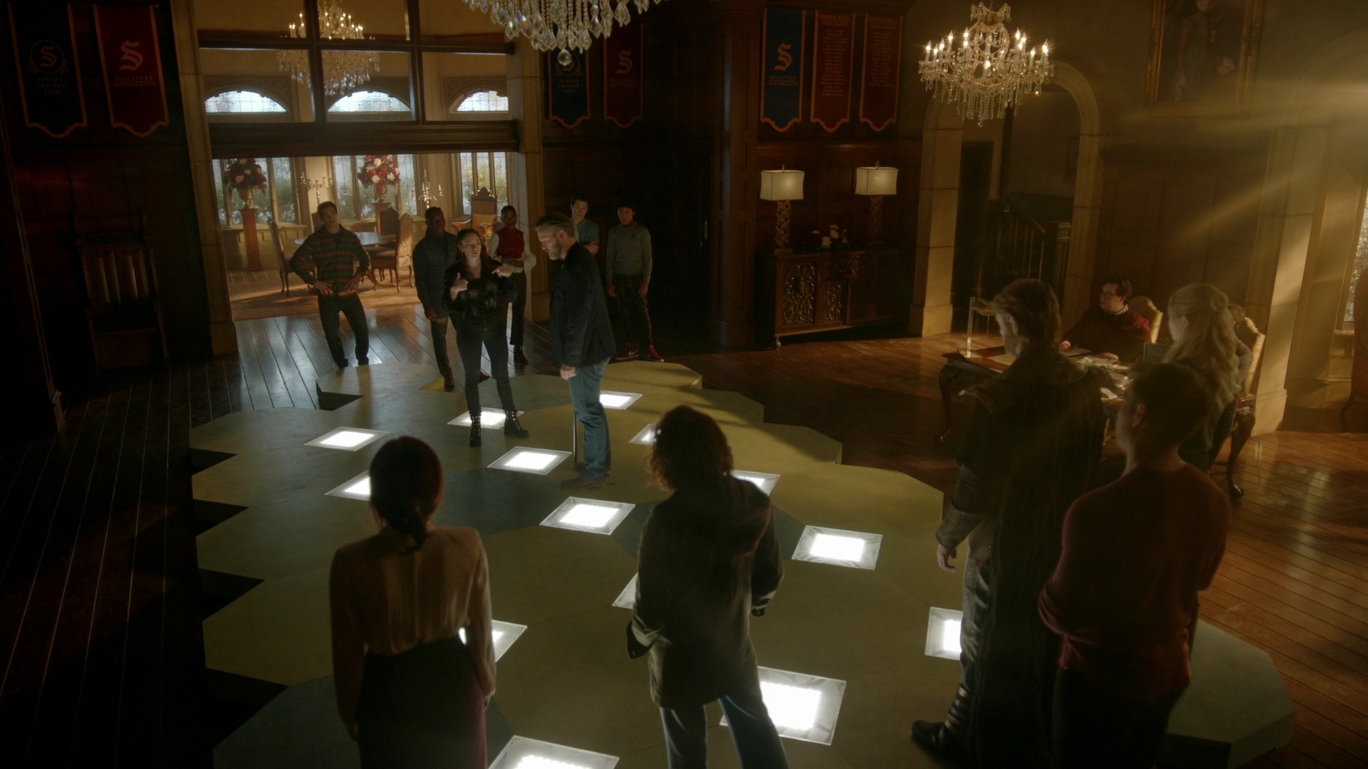 VampireDiariesWorld-dot-nl_Legacies4x14TheOnlyWayOutIsThrough1013.jpg