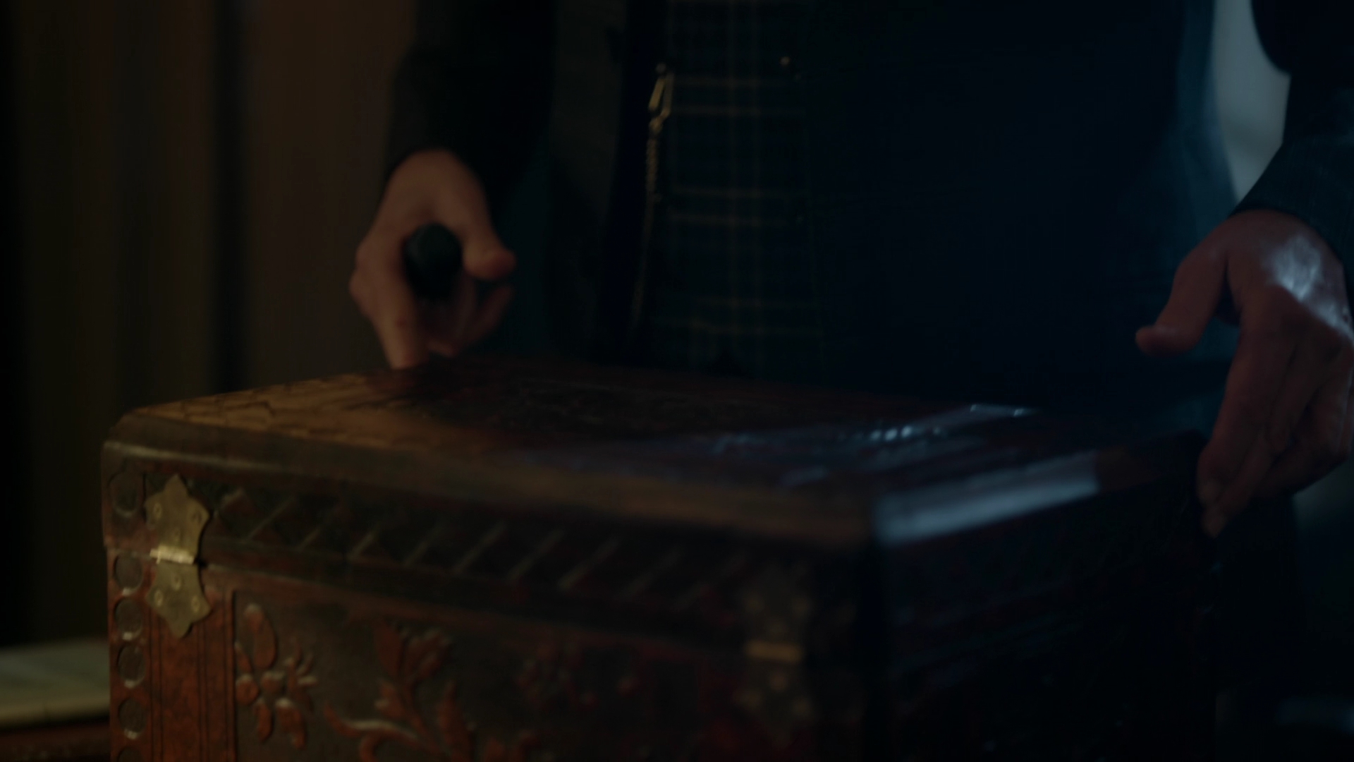 VampireDiariesWorld-dot-nl_Legacies4x14TheOnlyWayOutIsThrough2075.jpg