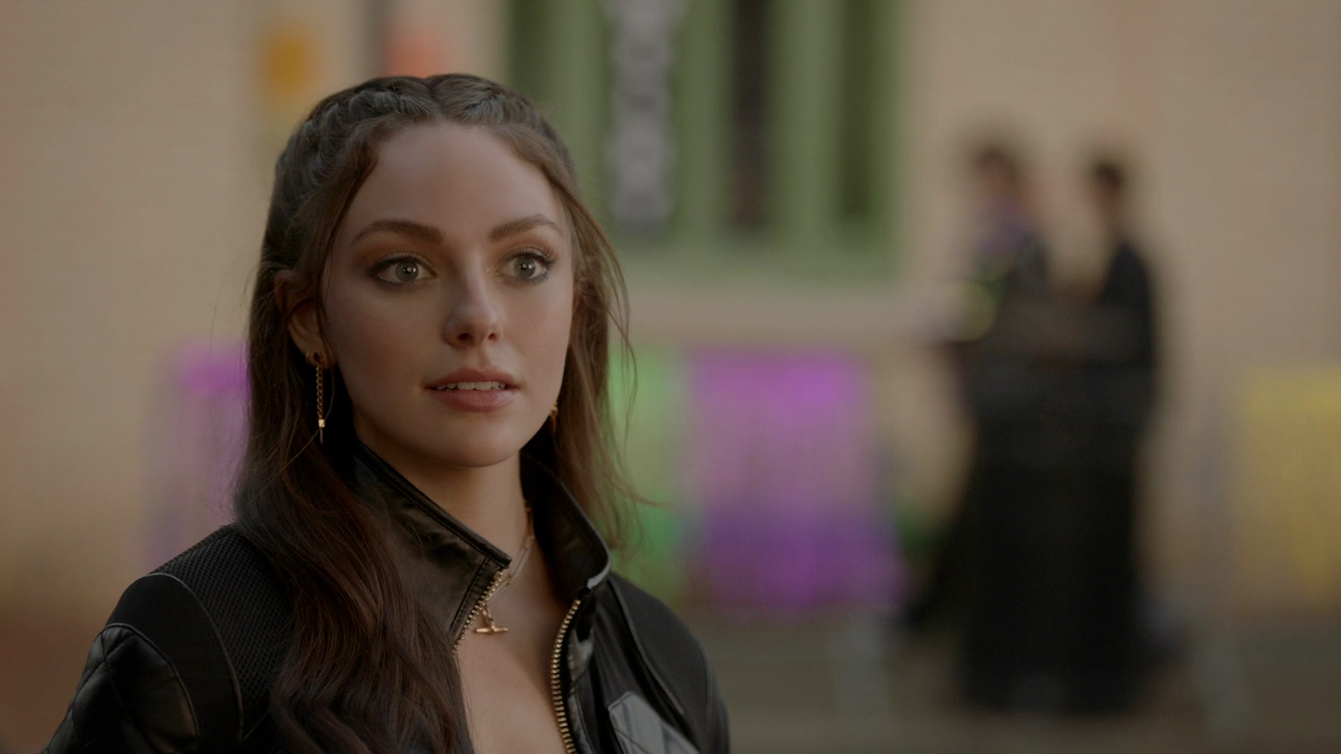 VampireDiariesWorld-dot-nl_Legacies4x15EverythingThatCanBeLostMayAlsoBeFound0040.jpg