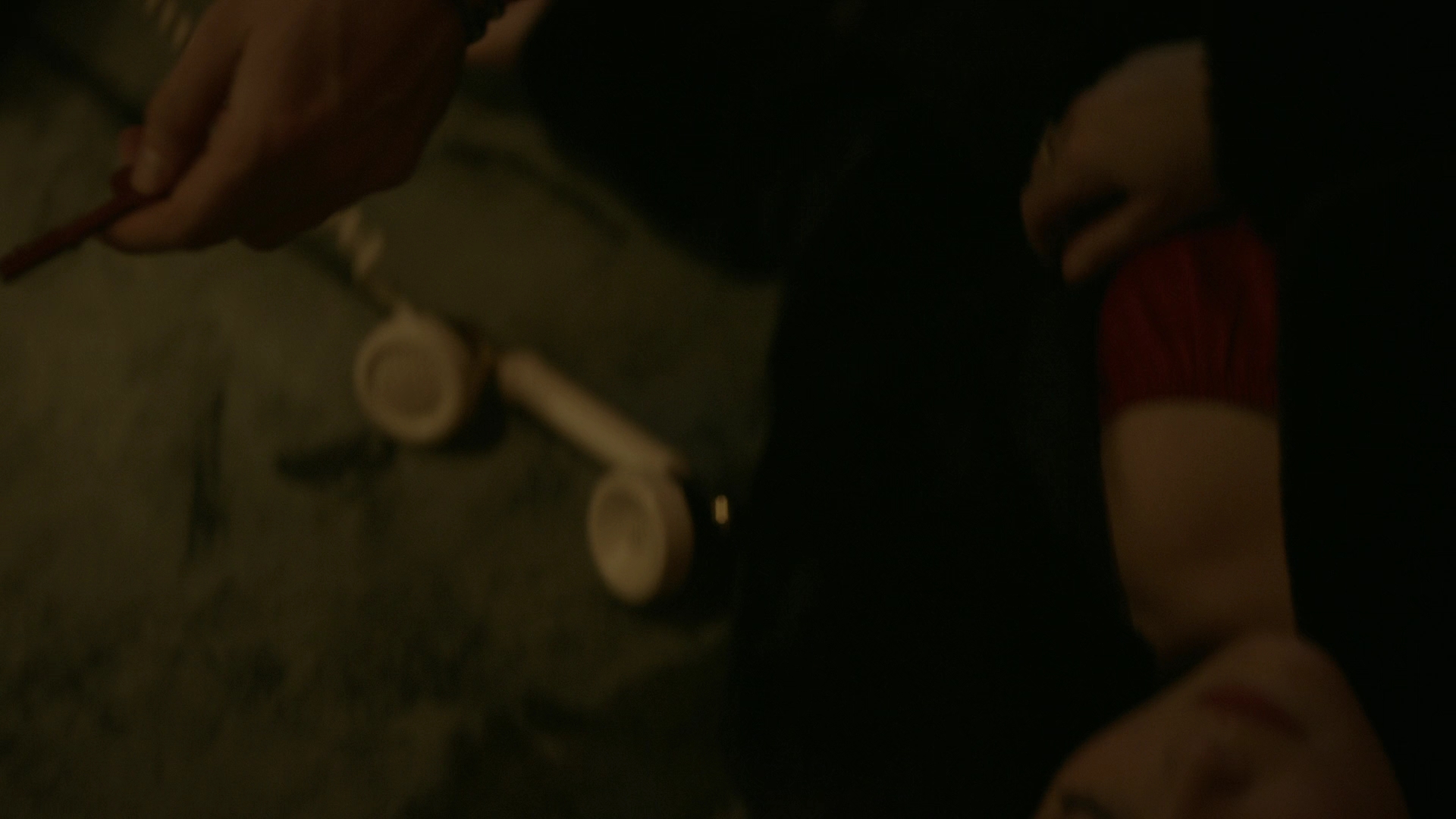 VampireDiariesWorld-dot-nl_Legacies4x15EverythingThatCanBeLostMayAlsoBeFound1812.jpg