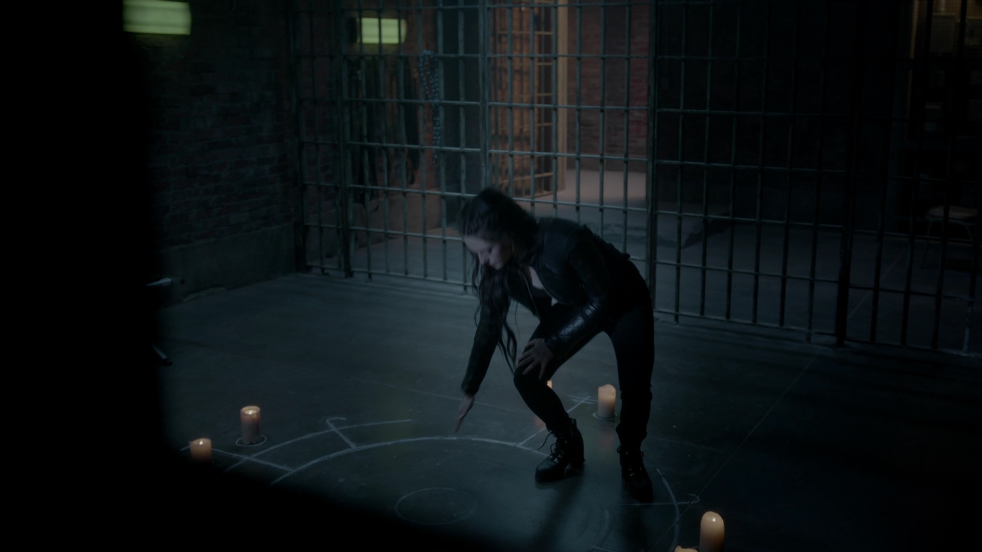VampireDiariesWorld-dot-nl_Legacies4x15EverythingThatCanBeLostMayAlsoBeFound2444.jpg