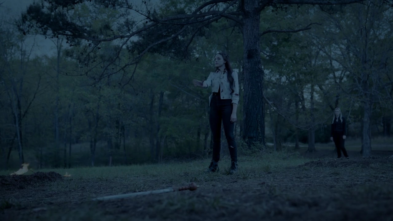 VampireDiariesWorld-dot-nl_Legacies4x19ThisCanOnlyEndinBlood1898.jpg VampireDiariesWorld-dot-nl_Legacies4x19ThisCanOnlyEndinBlood1898.jpg