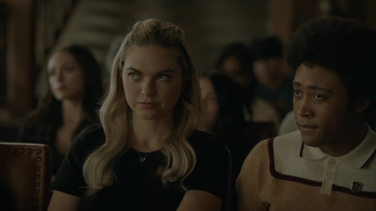 VampireDiariesWorld-dot-nl_Legacies4x20JustDontBeAStrangerOkay0161.jpg VampireDiariesWorld-dot-nl_Legacies4x20JustDontBeAStrangerOkay0161.jpg