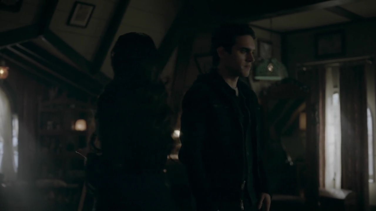VampireDiariesWorld-dot-nl_Legacies4x20JustDontBeAStrangerOkay0676.jpg VampireDiariesWorld-dot-nl_Legacies4x20JustDontBeAStrangerOkay0676.jpg