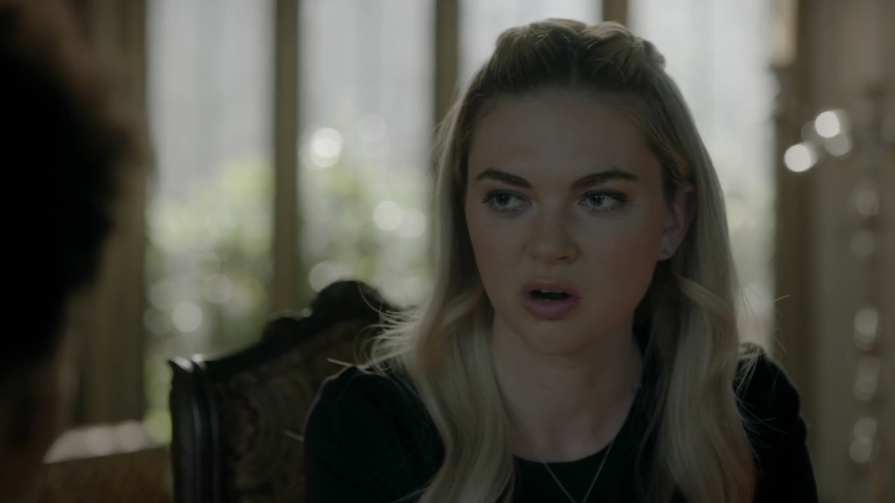 VampireDiariesWorld-dot-nl_Legacies4x20JustDontBeAStrangerOkay1315.jpg VampireDiariesWorld-dot-nl_Legacies4x20JustDontBeAStrangerOkay1315.jpg