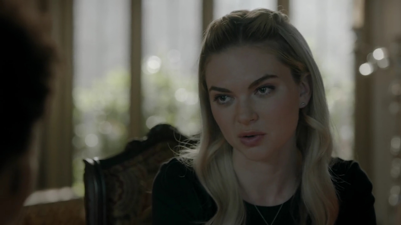 VampireDiariesWorld-dot-nl_Legacies4x20JustDontBeAStrangerOkay1330.jpg VampireDiariesWorld-dot-nl_Legacies4x20JustDontBeAStrangerOkay1330.jpg