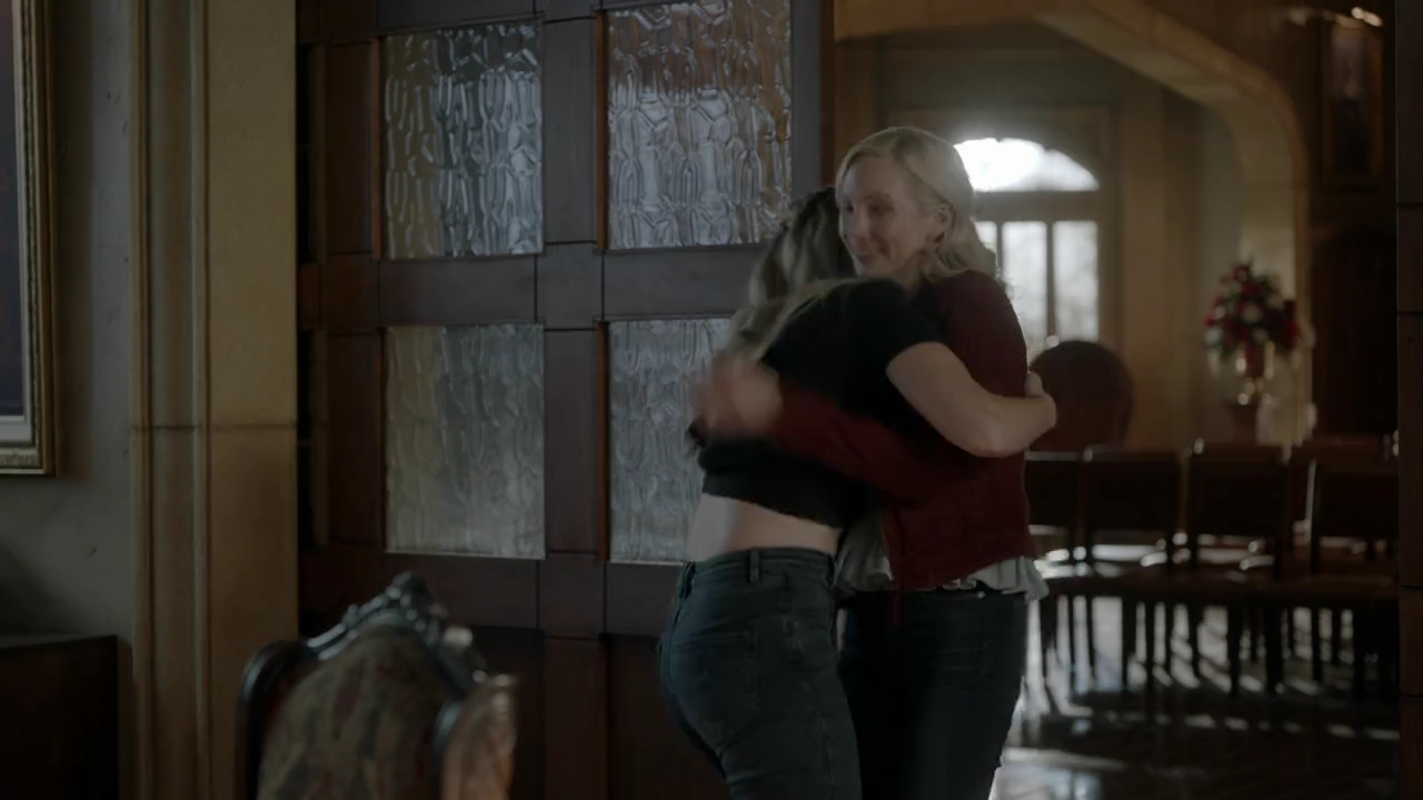 VampireDiariesWorld-dot-nl_Legacies4x20JustDontBeAStrangerOkay1401.jpg VampireDiariesWorld-dot-nl_Legacies4x20JustDontBeAStrangerOkay1401.jpg