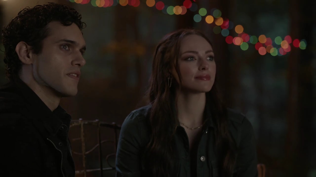 VampireDiariesWorld-dot-nl_Legacies4x20JustDontBeAStrangerOkay1622.jpg