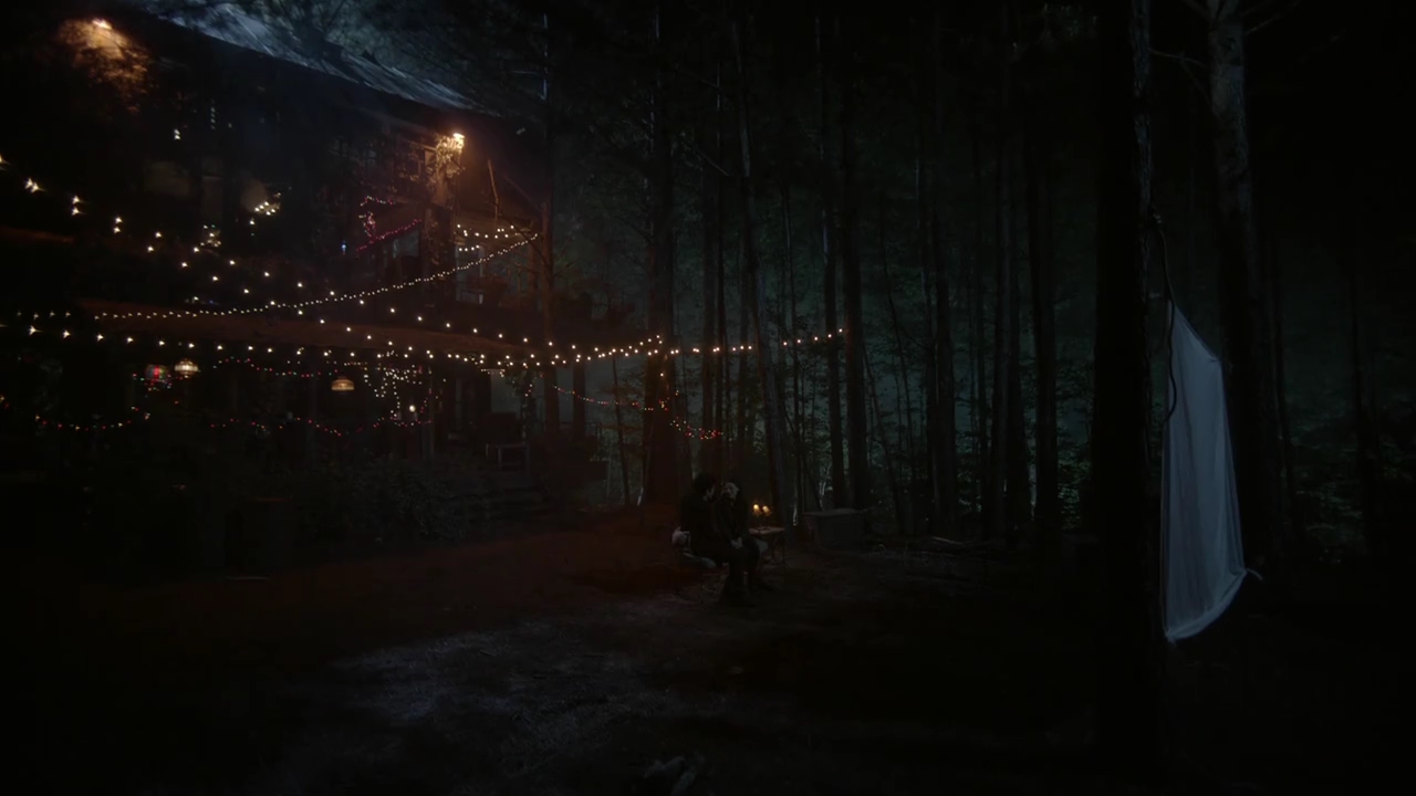 VampireDiariesWorld-dot-nl_Legacies4x20JustDontBeAStrangerOkay1740.jpg VampireDiariesWorld-dot-nl_Legacies4x20JustDontBeAStrangerOkay1740.jpg