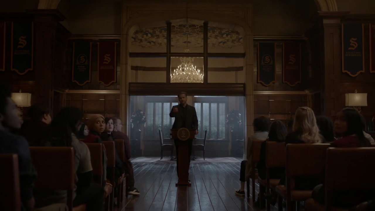 VampireDiariesWorld-dot-nl_Legacies4x20JustDontBeAStrangerOkay2044.jpg