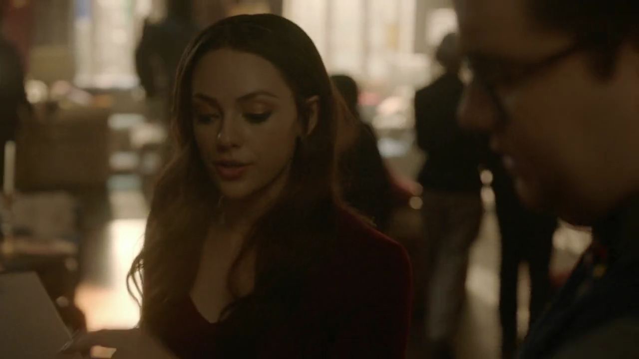VampireDiariesWorld-dot-nl_Legacies4x20JustDontBeAStrangerOkay2163.jpg