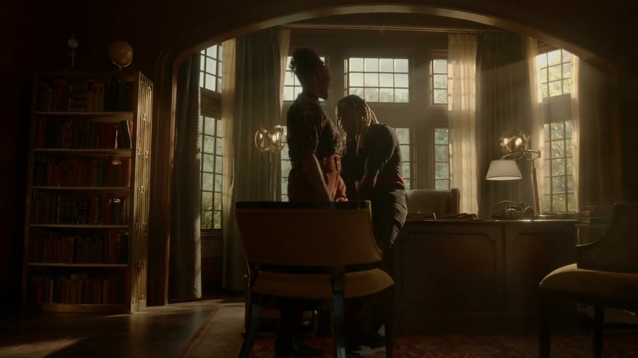 VampireDiariesWorld-dot-nl_Legacies4x20JustDontBeAStrangerOkay2190.jpg