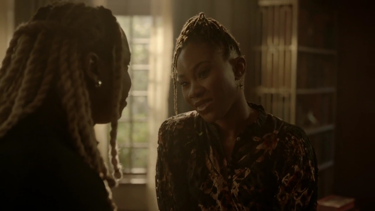 VampireDiariesWorld-dot-nl_Legacies4x20JustDontBeAStrangerOkay2195.jpg