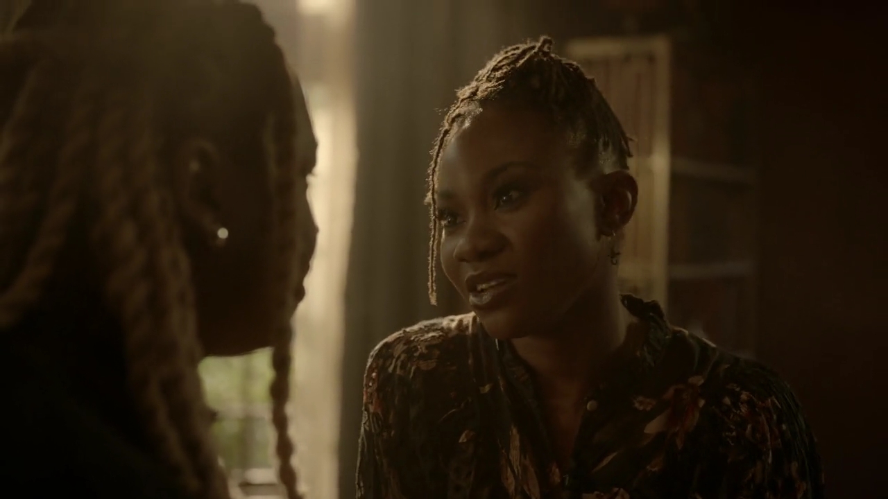 VampireDiariesWorld-dot-nl_Legacies4x20JustDontBeAStrangerOkay2203.jpg VampireDiariesWorld-dot-nl_Legacies4x20JustDontBeAStrangerOkay2203.jpg