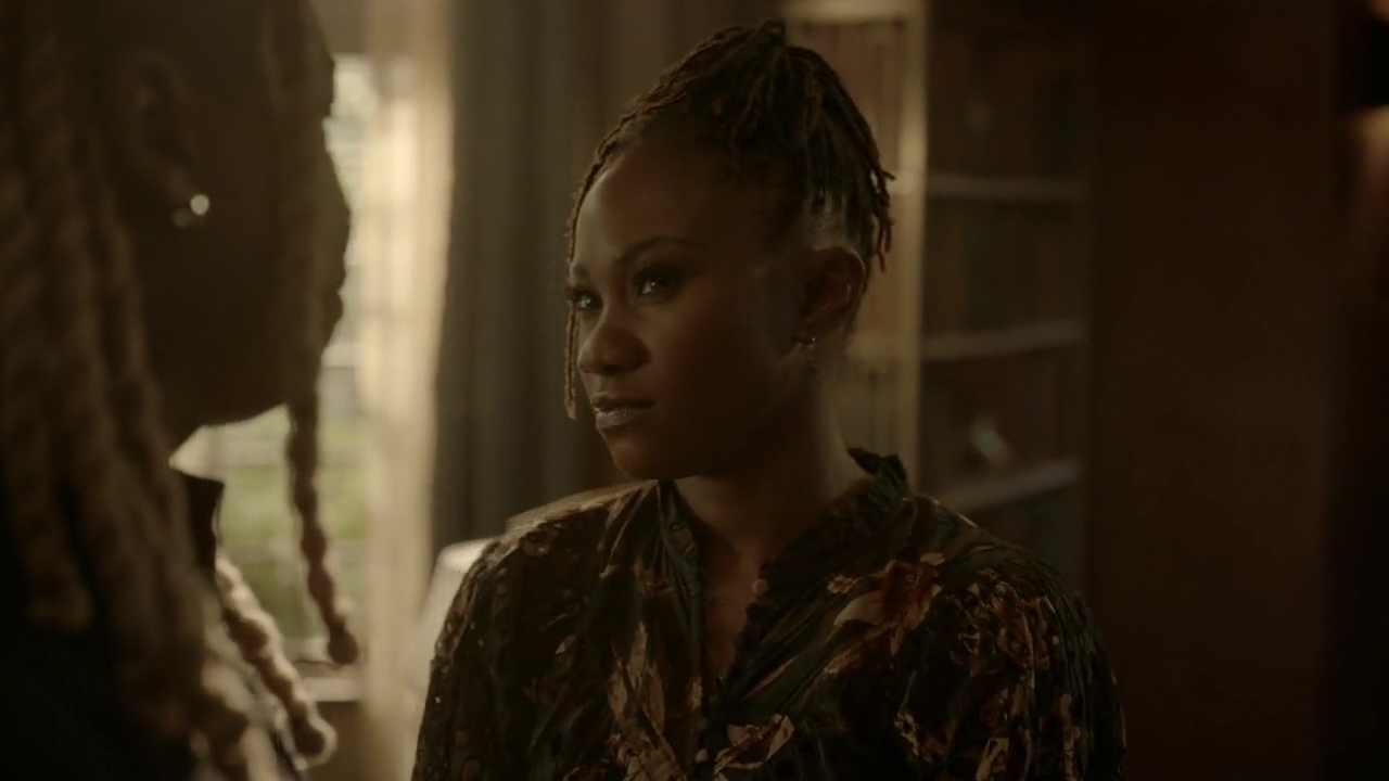 VampireDiariesWorld-dot-nl_Legacies4x20JustDontBeAStrangerOkay2218.jpg