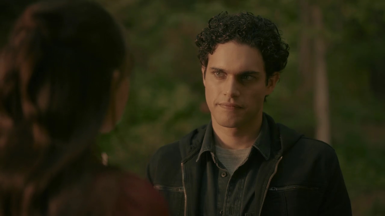 VampireDiariesWorld-dot-nl_Legacies4x20JustDontBeAStrangerOkay2303.jpg