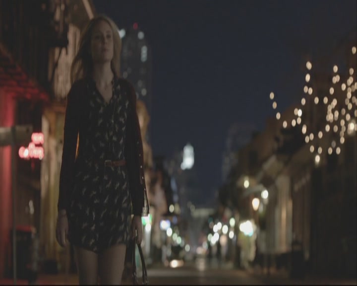 VampireDiariesWorld-dot-org_TheOriginals1x01AlwaysAndForever-deletedscene0040.jpg