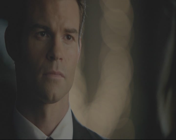 VampireDiariesWorld-dot-org_TheOriginals1x01AlwaysAndForever-deletedscene0159.jpg