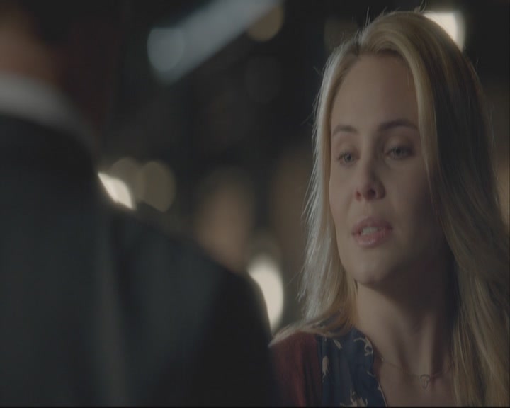 VampireDiariesWorld-dot-org_TheOriginals1x01AlwaysAndForever-deletedscene0160.jpg