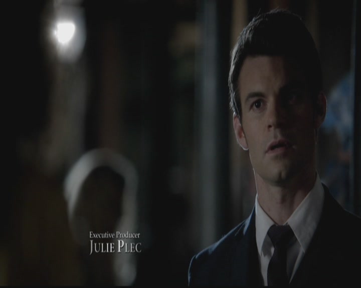 VampireDiariesWorld-dot-org_TheOriginals1x01AlwaysandForever0327.jpg