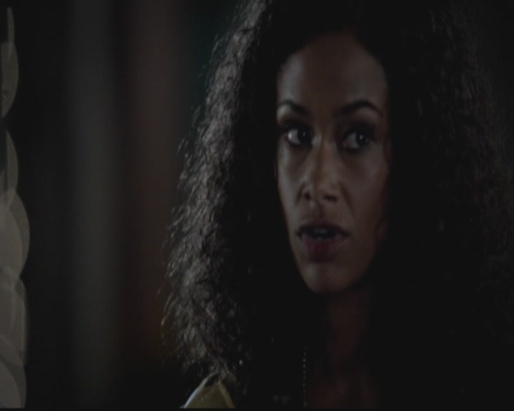 VampireDiariesWorld-dot-org_TheOriginals1x01AlwaysandForever0395.jpg