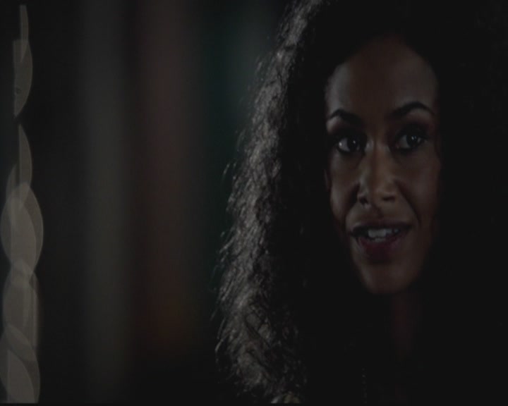 VampireDiariesWorld-dot-org_TheOriginals1x01AlwaysandForever0397.jpg