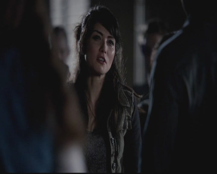 VampireDiariesWorld-dot-org_TheOriginals1x01AlwaysandForever0430.jpg