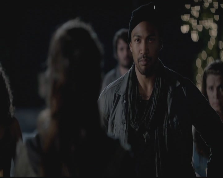 VampireDiariesWorld-dot-org_TheOriginals1x01AlwaysandForever0435.jpg