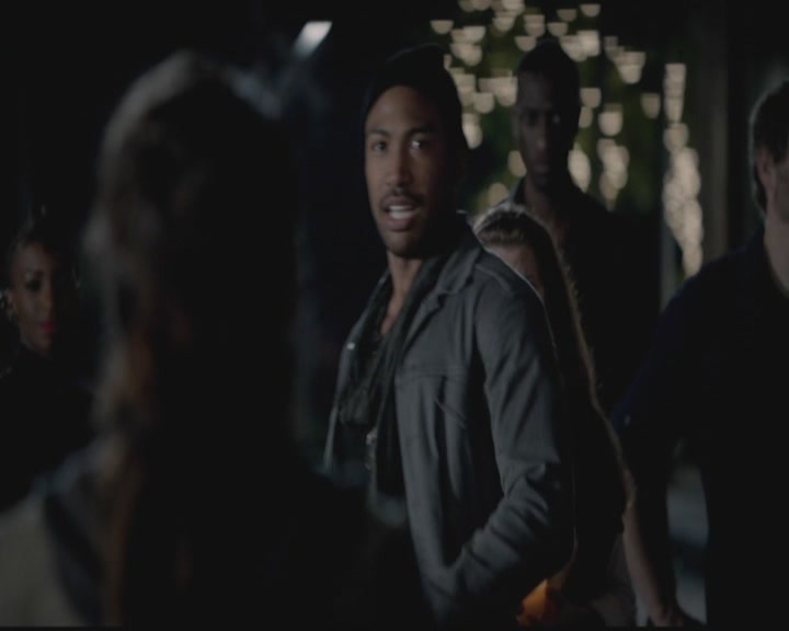 VampireDiariesWorld-dot-org_TheOriginals1x01AlwaysandForever0447.jpg