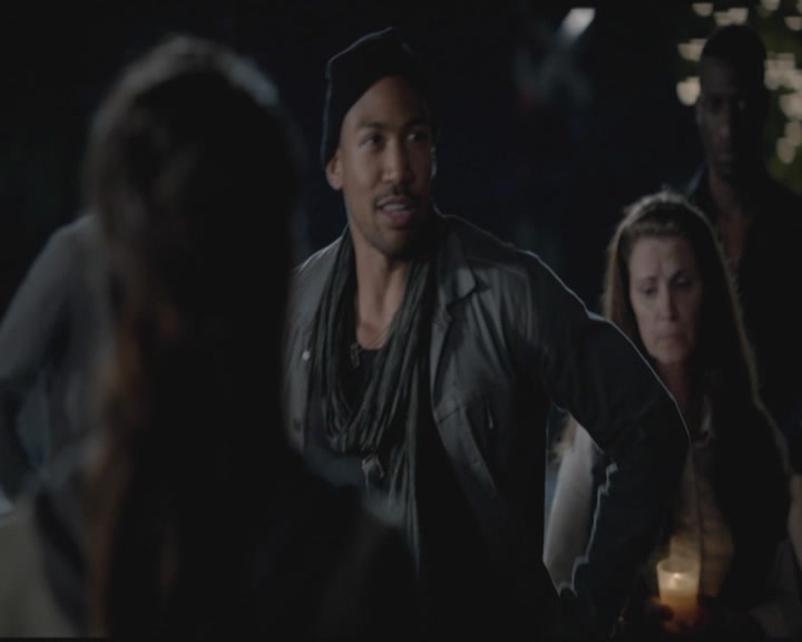 VampireDiariesWorld-dot-org_TheOriginals1x01AlwaysandForever0448.jpg