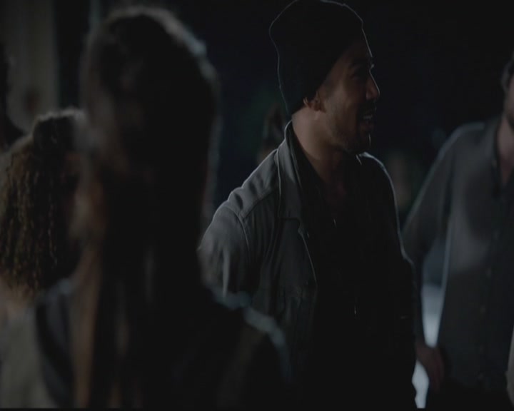 VampireDiariesWorld-dot-org_TheOriginals1x01AlwaysandForever0450.jpg