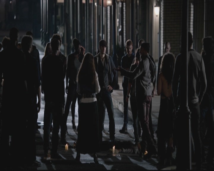VampireDiariesWorld-dot-org_TheOriginals1x01AlwaysandForever0456.jpg