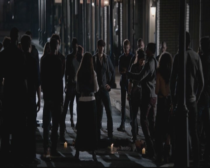 VampireDiariesWorld-dot-org_TheOriginals1x01AlwaysandForever0457.jpg