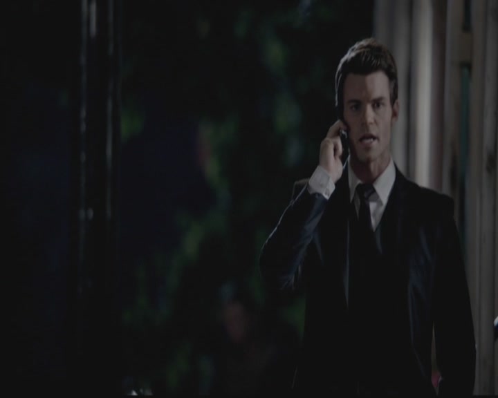 VampireDiariesWorld-dot-org_TheOriginals1x01AlwaysandForever0518.jpg