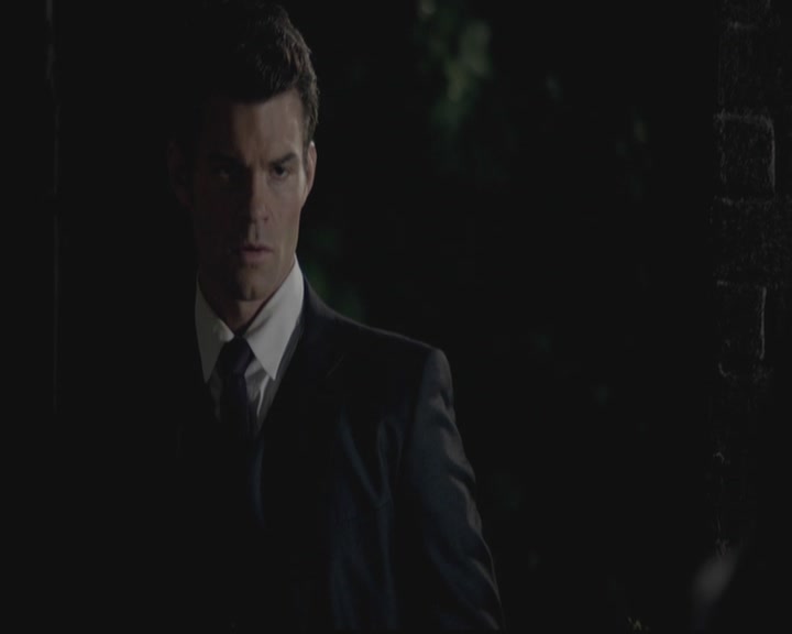 VampireDiariesWorld-dot-org_TheOriginals1x01AlwaysandForever0679.jpg