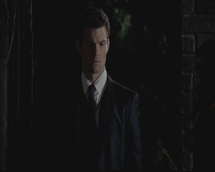 VampireDiariesWorld-dot-org_TheOriginals1x01AlwaysandForever0687.jpg