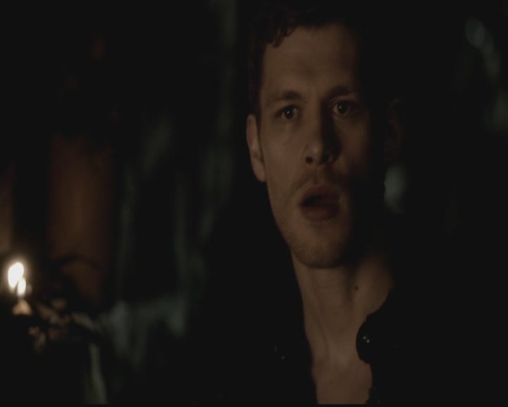 VampireDiariesWorld-dot-org_TheOriginals1x01AlwaysandForever1242.jpg