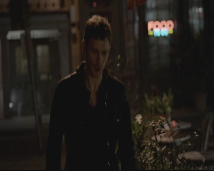 VampireDiariesWorld-dot-org_TheOriginals1x01AlwaysandForever1262.jpg