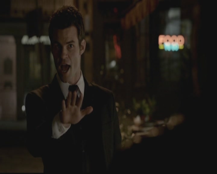 VampireDiariesWorld-dot-org_TheOriginals1x01AlwaysandForever1282.jpg