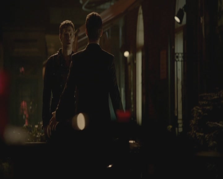VampireDiariesWorld-dot-org_TheOriginals1x01AlwaysandForever1293.jpg