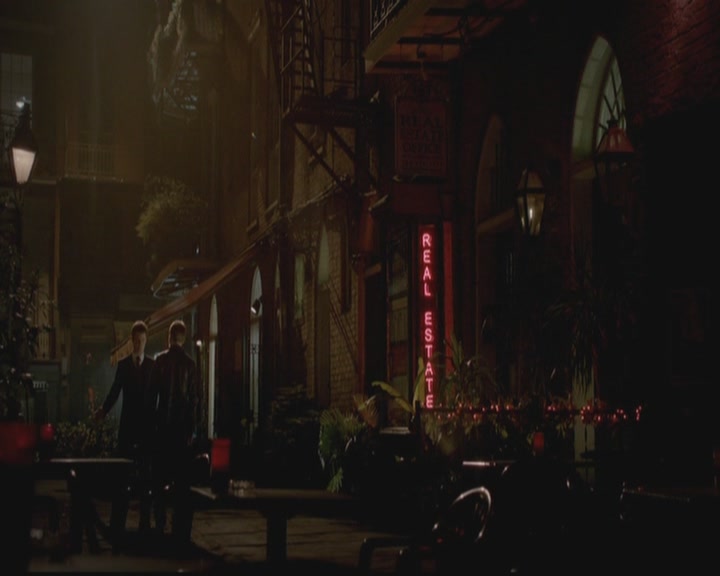 VampireDiariesWorld-dot-org_TheOriginals1x01AlwaysandForever1356.jpg
